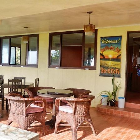 Puesta Del Sol Beach Bungalows And Restobar Mambajao Eksteriør bilde